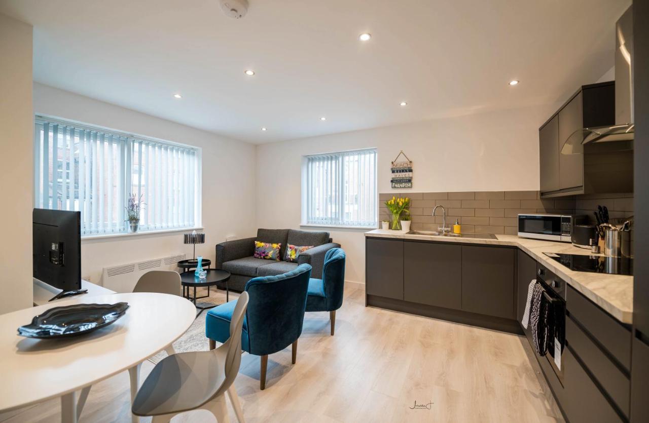 Charles Alexander Short Stay - Windmill House Apartments Lytham St Annes Exterior photo